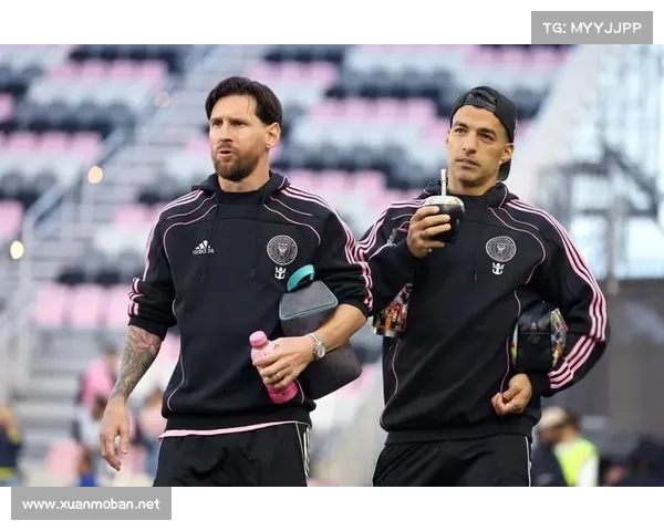 从球场英雄到全民公敌苏亚雷斯招黑现象的心理与社会根源解析